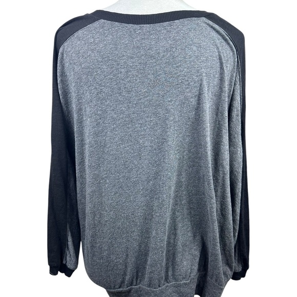 Torrid gray slub super soft long sleeve with black size 1-1X/14-16 - Picture 4 of 10